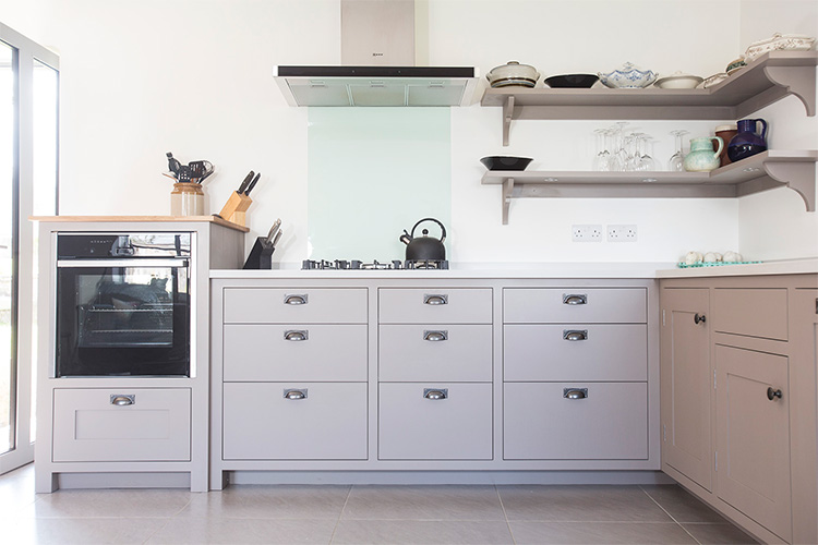 heartwood-cabinet-makers-shaker-kitchen-somerset-4.jpg-medium